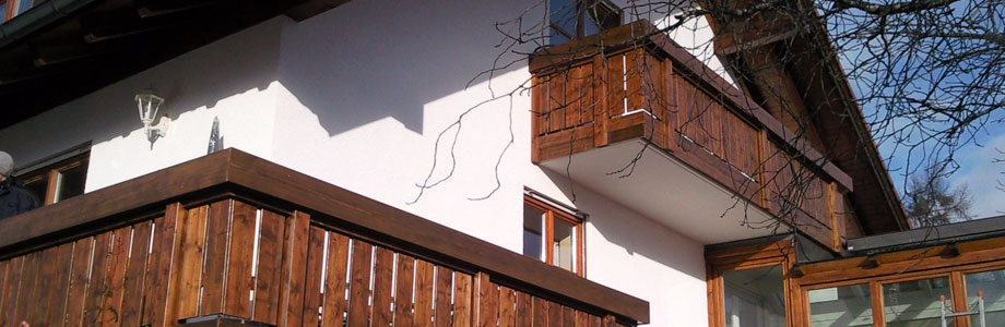 GHV mbH Gesellschaft für Holzverarbeitung Zimmerei || Leistungen - Balkone