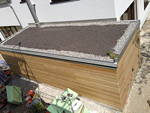 Garage mit waagrechter Lärchenfassade